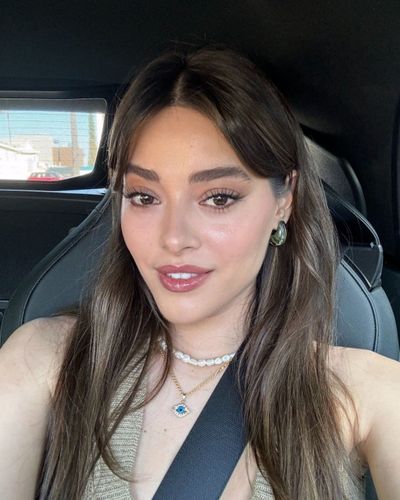 Simay Barlas seksi ifşa fotoğrafı 406