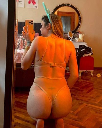 Simge Barankoğlu seksi ifşa fotoğrafı 299