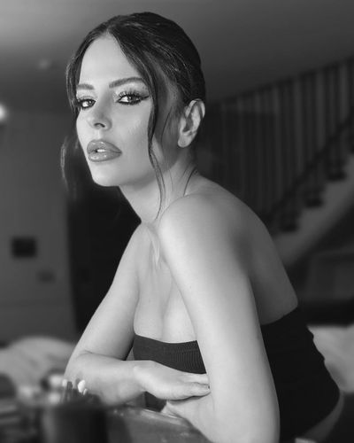 Simge Sağın seksi ifşa fotoğrafı 1026