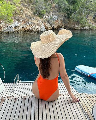 Simge Sağın seksi ifşa fotoğrafı 1051