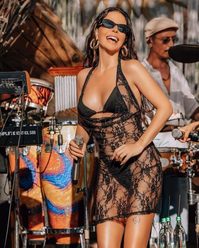 Simge Sağın seksi ifşa fotoğrafı 1115