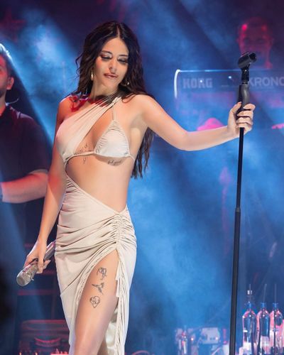 Simge Sağın seksi ifşa fotoğrafı 1116
