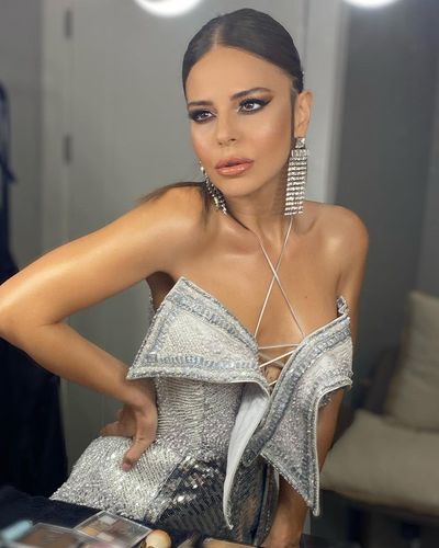 Simge Sağın seksi ifşa fotoğrafı 56321