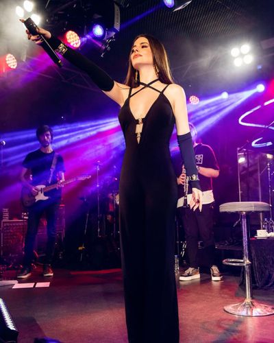 Simge Sağın seksi ifşa fotoğrafı 560