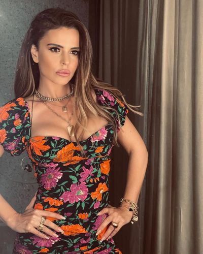 Simge Sağın seksi ifşa fotoğrafı 731