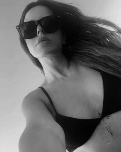 Simge Sağın seksi ifşa fotoğrafı 744