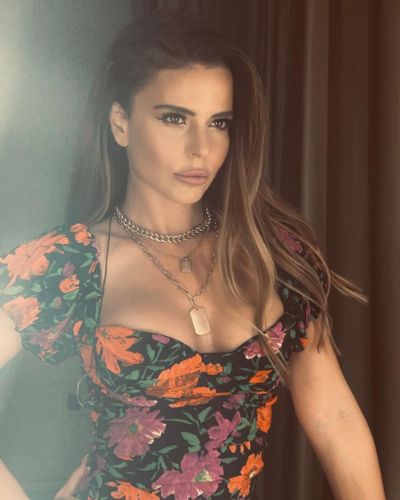 Simge Sağın seksi ifşa fotoğrafı 757
