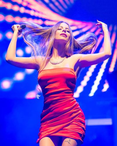 Simge Sağın seksi ifşa fotoğrafı 759