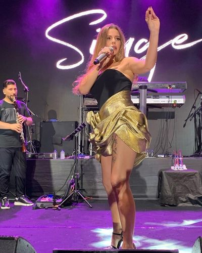 Simge Sağın seksi ifşa fotoğrafı 782