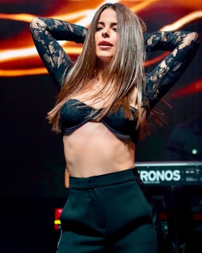 Simge Sağın seksi ifşa fotoğrafı 824