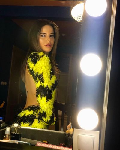 Simge Sağın seksi ifşa fotoğrafı 888