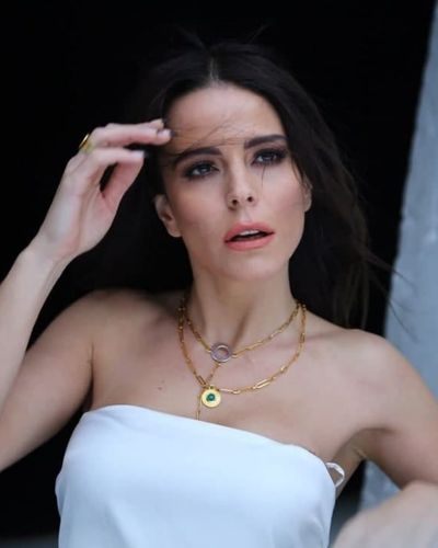 Simge Sağın seksi ifşa fotoğrafı 951
