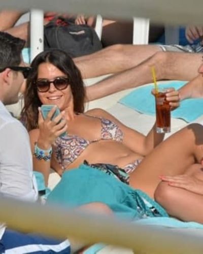 Simge Sağın seksi ifşa fotoğrafı 999