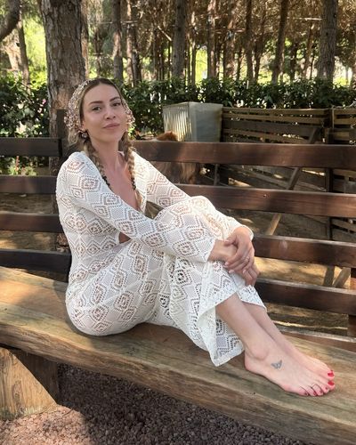 Sinem Kobal seksi ifşa fotoğrafı 27