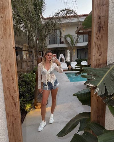 Sinem Ökten seksi ifşa fotoğrafı 123