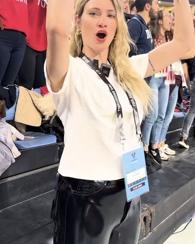 Sinem Ökten seksi ifşa fotoğrafı 163