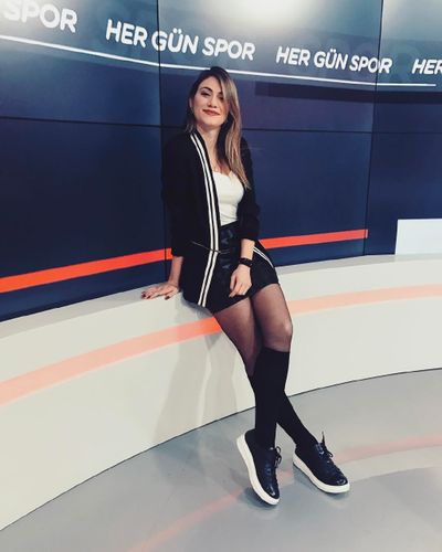 Sinem Ökten seksi ifşa fotoğrafı 312