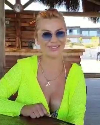 Songül Karlı seksi ifşa fotoğrafı 17