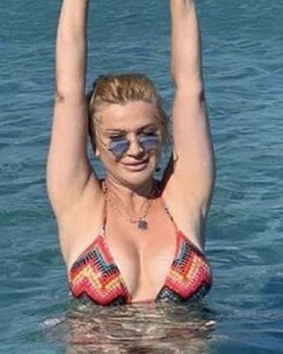Songül Karlı seksi ifşa fotoğrafı 24