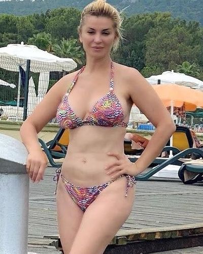 Songül Karlı seksi ifşa fotoğrafı 54