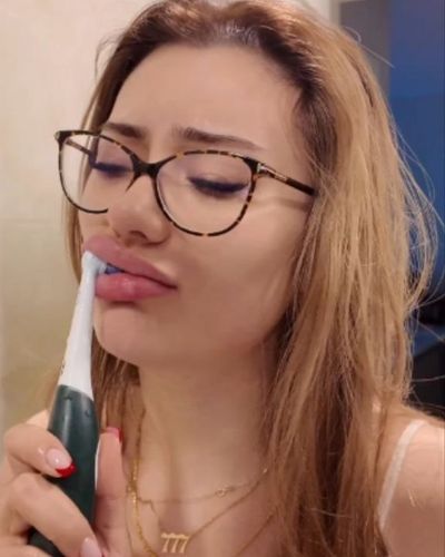 Su balcı seksi ifşa fotoğrafı 69