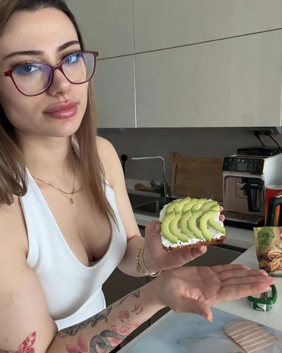 Su balcı seksi ifşa fotoğrafı 90
