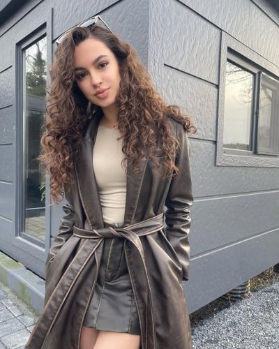 Su Burcu Yazgı Coşkun seksi ifşa fotoğrafı 144