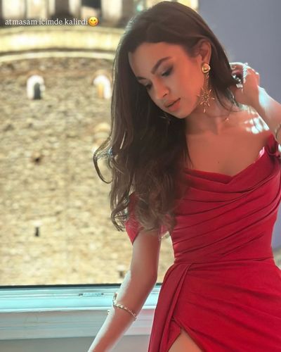 Su Burcu Yazgı Coşkun seksi ifşa fotoğrafı 164