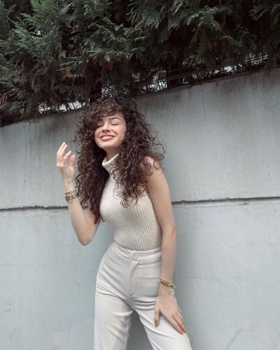 Su Burcu Yazgı Coşkun seksi ifşa fotoğrafı 21252