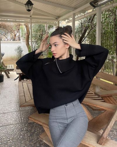 Su Burcu Yazgı Coşkun seksi ifşa fotoğrafı 21246