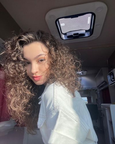Su Burcu Yazgı Coşkun seksi ifşa fotoğrafı 21238