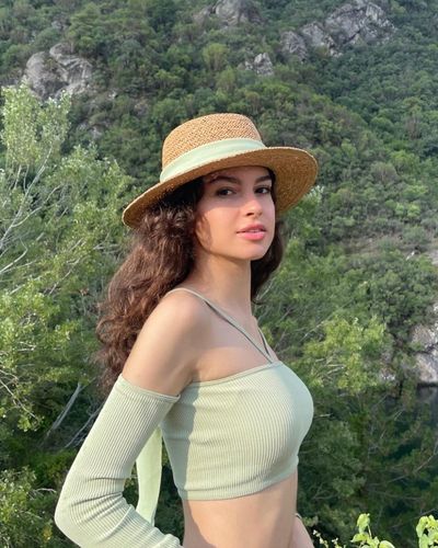 Su Burcu Yazgı Coşkun seksi ifşa fotoğrafı 21217