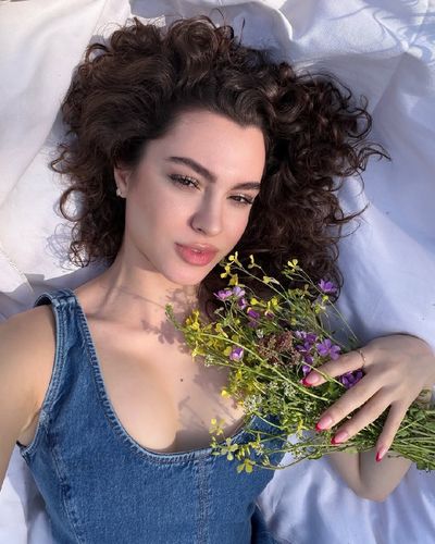 Su Burcu Yazgı Coşkun seksi ifşa fotoğrafı 390