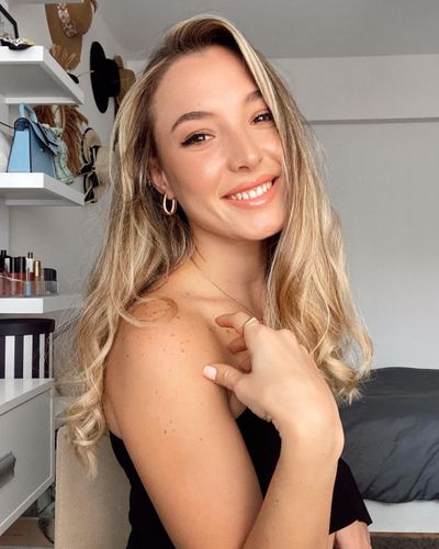 Sude Burcu seksi ifşa fotoğrafı 131