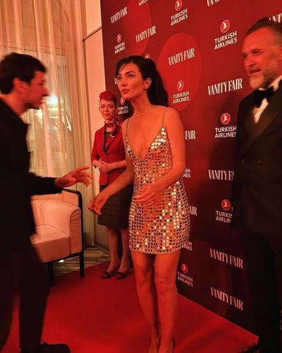Tuba Büyüküstün seksi ifşa fotoğrafı 67710
