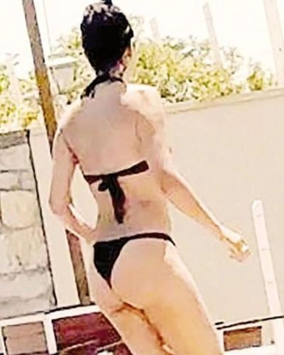 Tuba Büyüküstün seksi ifşa fotoğrafı 67703