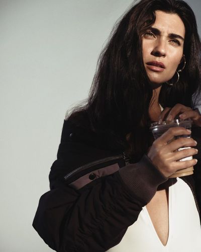 Tuba Büyüküstün seksi ifşa fotoğrafı 67689