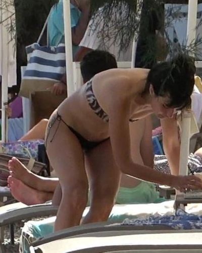 Tuba Büyüküstün seksi ifşa fotoğrafı 67688
