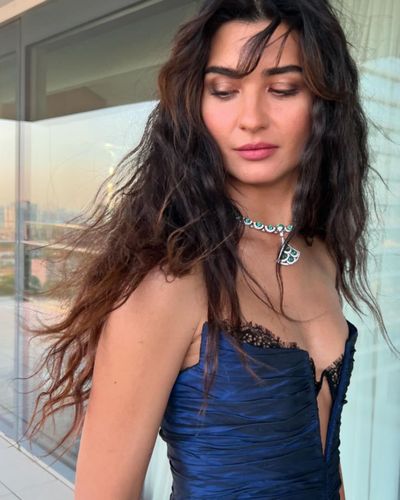 Tuba Büyüküstün seksi ifşa fotoğrafı 67684