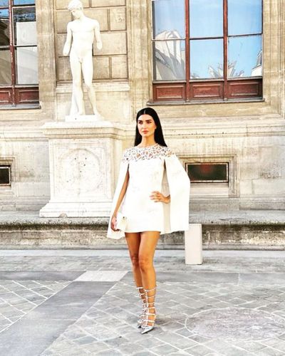 Tuba Büyüküstün seksi ifşa fotoğrafı 67635