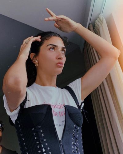 Tuba Büyüküstün seksi ifşa fotoğrafı 67602