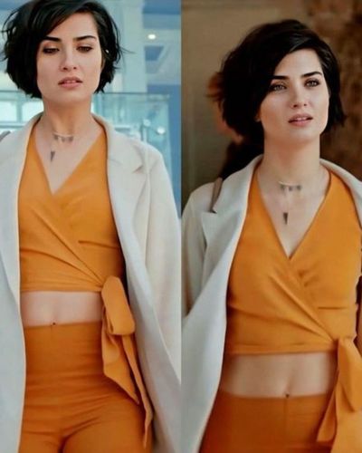 Tuba Büyüküstün seksi ifşa fotoğrafı 67578