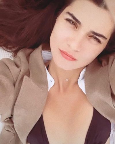 Tuba Büyüküstün seksi ifşa fotoğrafı 67557
