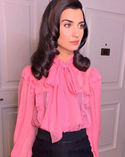 Tuba Büyüküstün seksi ifşa fotoğrafı 67552