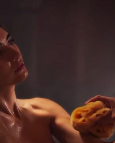 Tuba Büyüküstün seksi ifşa fotoğrafı 67509