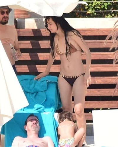 Tuba Büyüküstün seksi ifşa fotoğrafı 67498