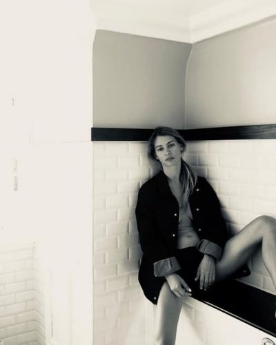 Tuba Ünsal seksi ifşa fotoğrafı 21