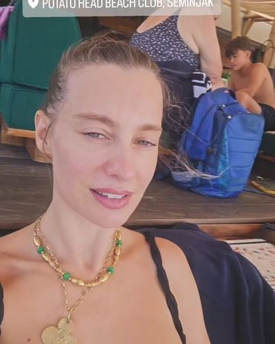 Tuba Ünsal seksi ifşa fotoğrafı 44