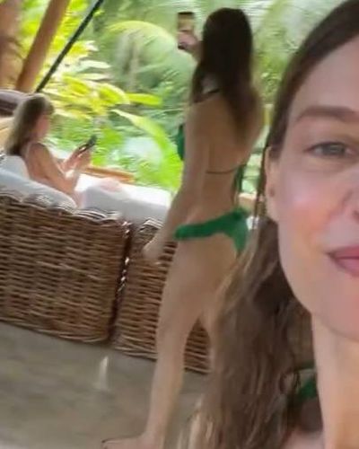 Tuba Ünsal seksi ifşa fotoğrafı 54