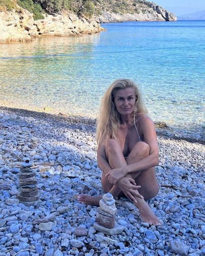 Tuğba Özay seksi ifşa fotoğrafı 18